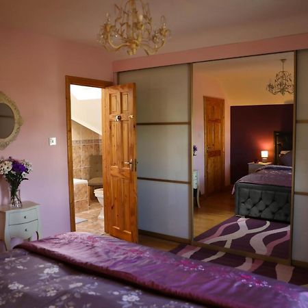 Seascape On The Edge Of Town: 4 Beds All Ensuite. 贝尔马利特 外观 照片