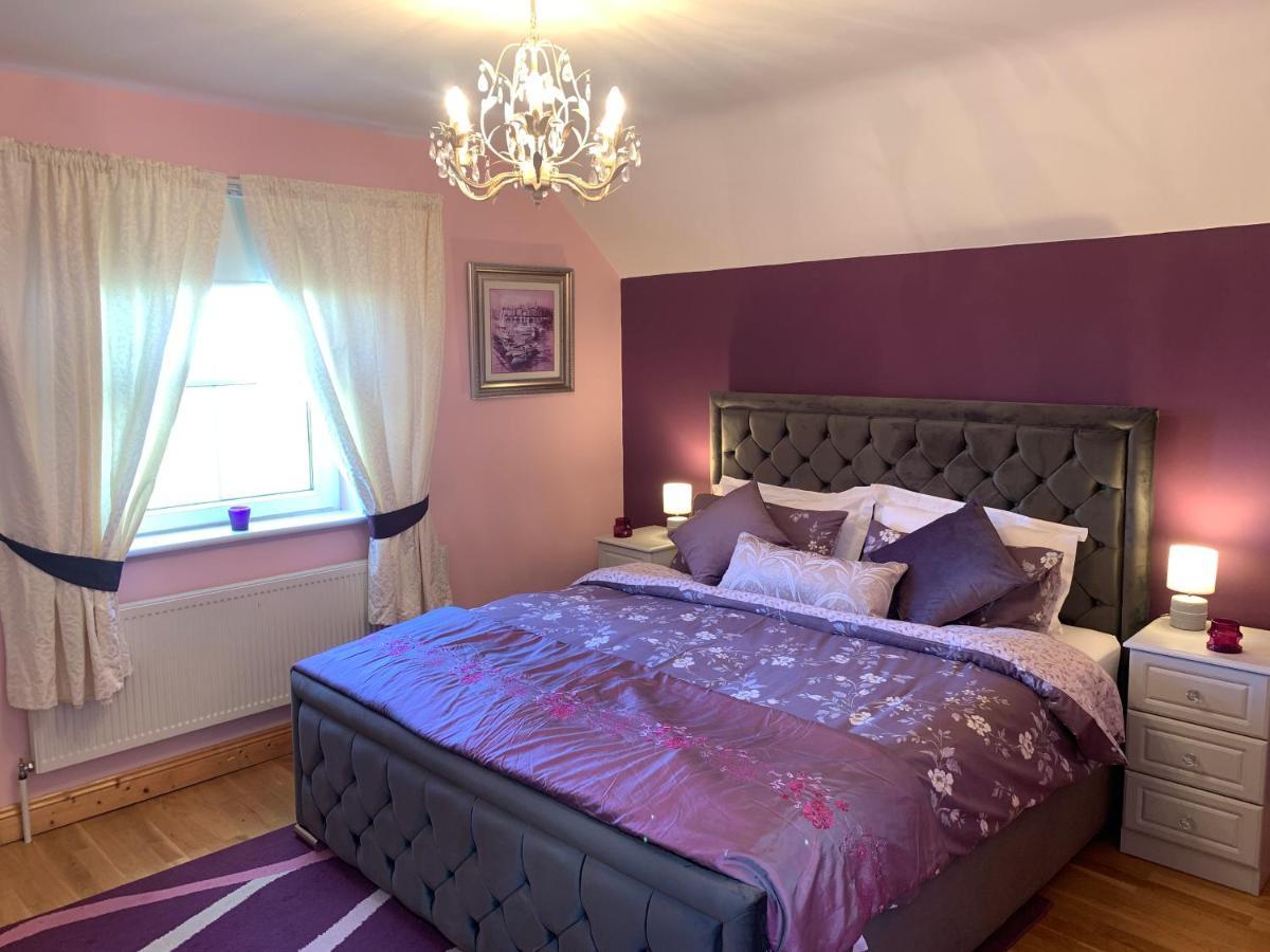 Seascape On The Edge Of Town: 4 Beds All Ensuite. 贝尔马利特 外观 照片