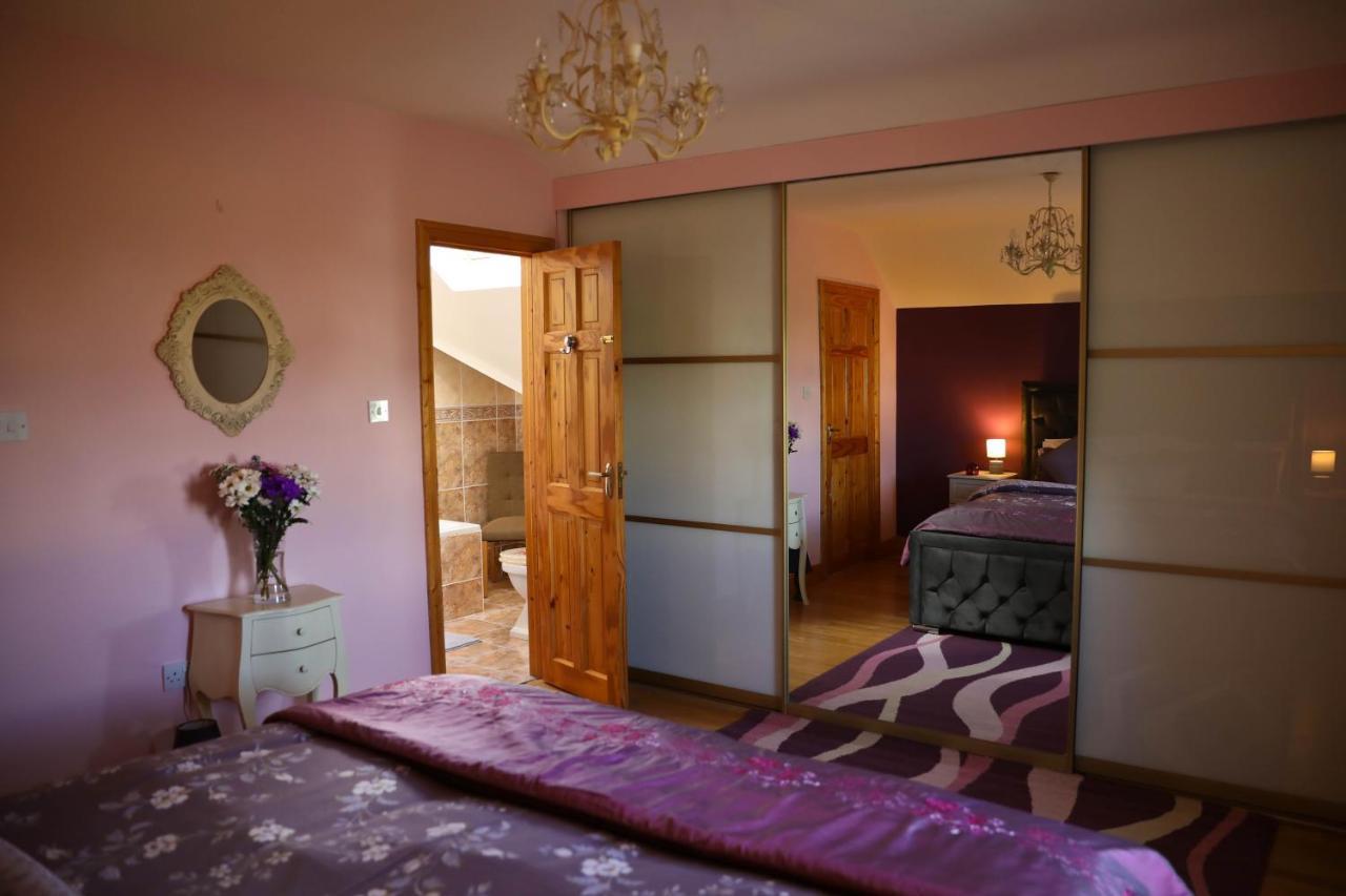 Seascape On The Edge Of Town: 4 Beds All Ensuite. 贝尔马利特 外观 照片